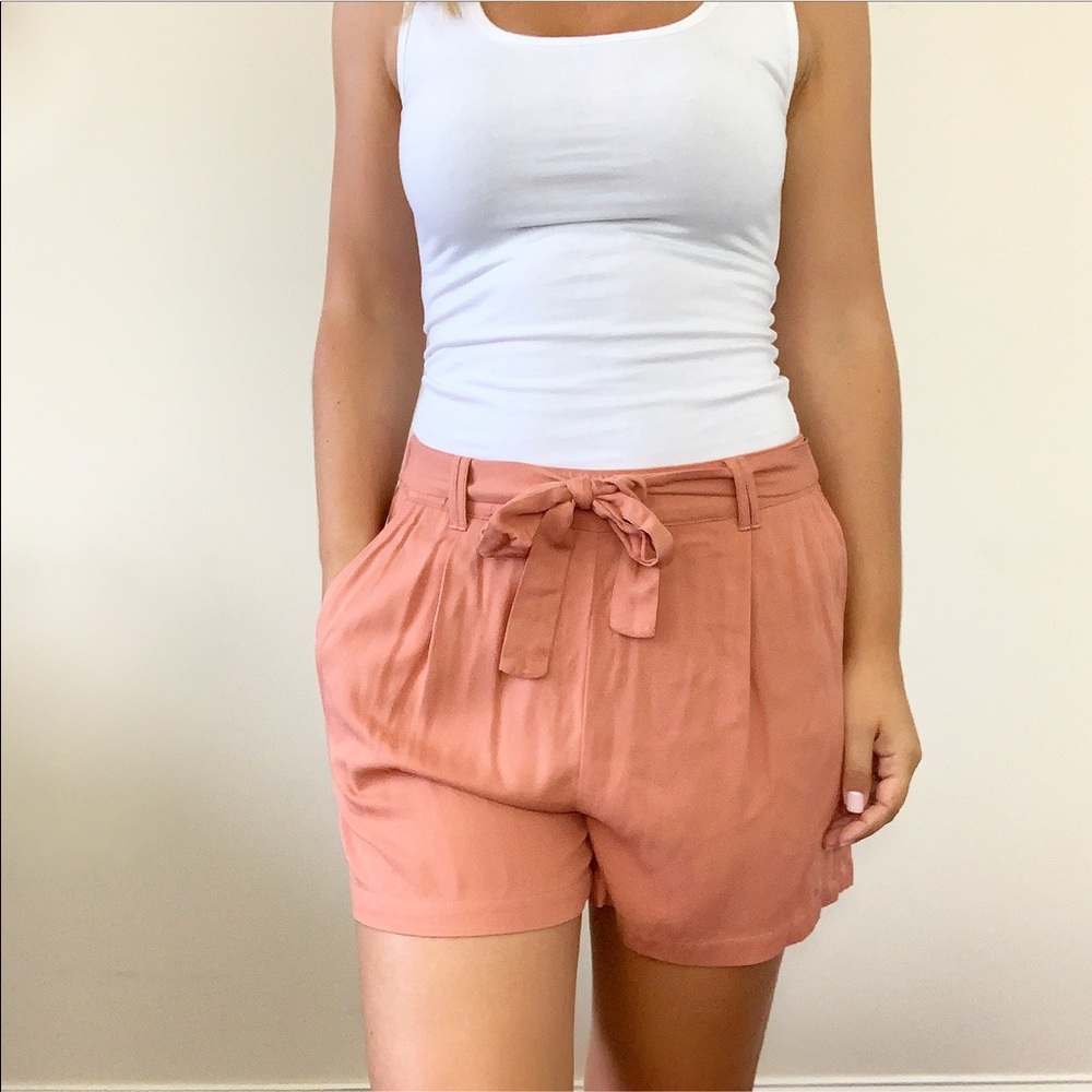 'Campo' Twill Tie Front Shorts - Picture 2 of 6